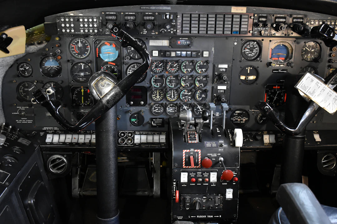 Enhance Your Flight Simulator with Realistic Radio Panels