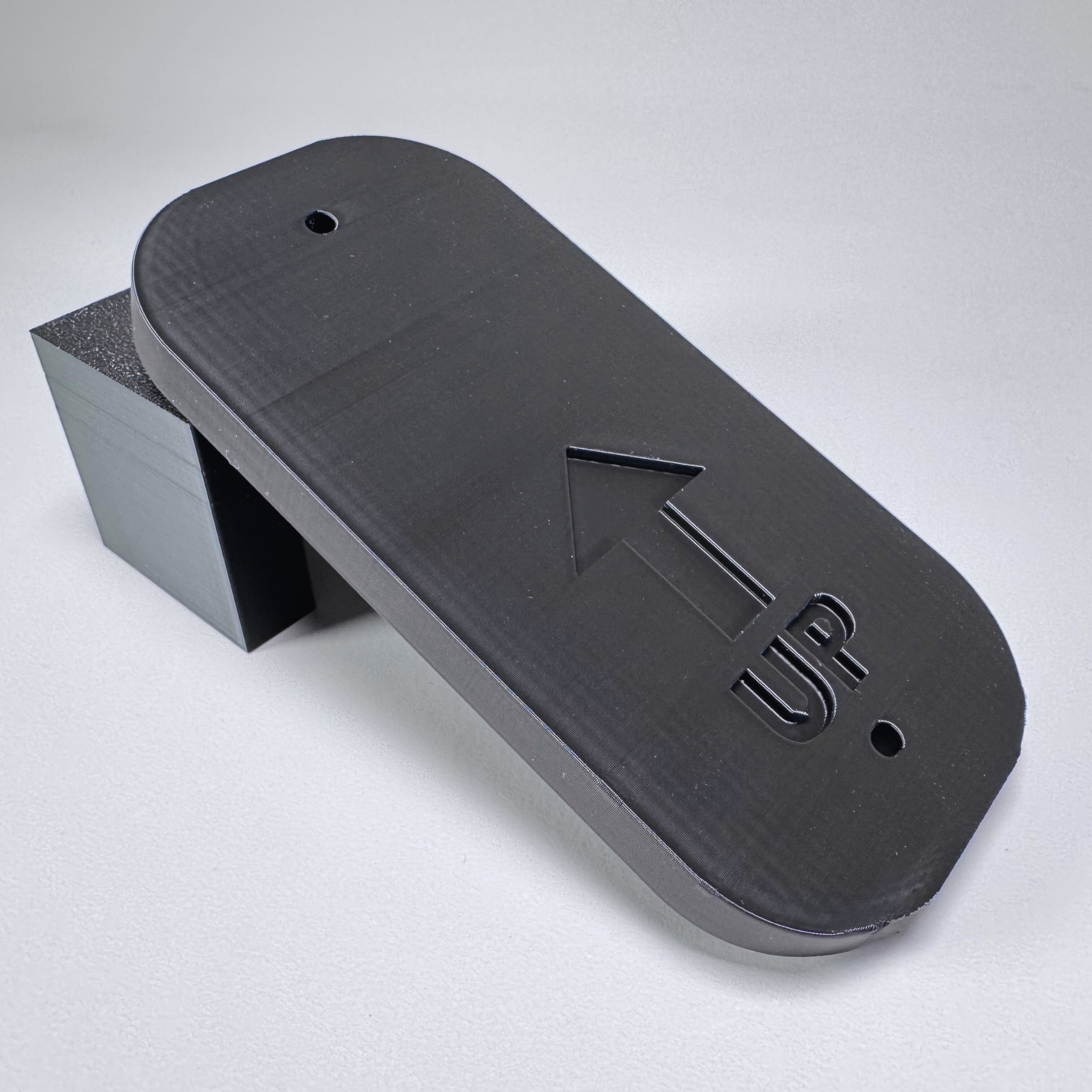 Honeycomb Alpha Yoke Wall Mount