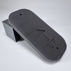 Honeycomb Alpha Wall Mount / Yoke Mount / Flight Simulator Accessory for Organized Cockpit Setup MSFS & X-Plane